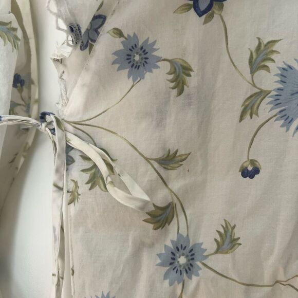 Victorias Secret Country Floral Robe - Picture 7 of 11